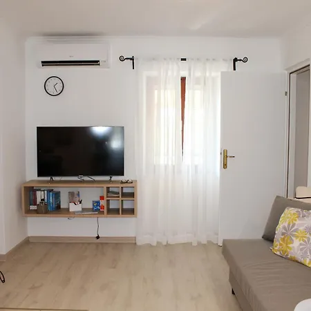 Luce Apartment *